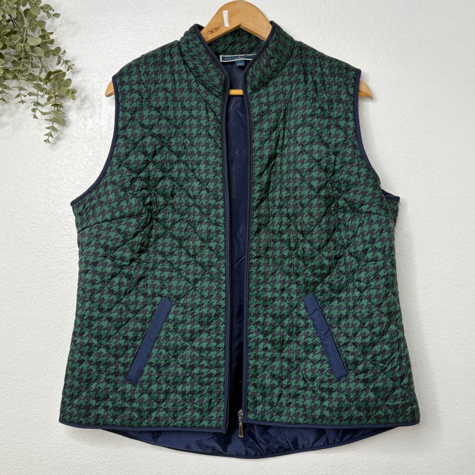 Karen Sport Equestrian Quilted Puffer Vest Houndstooth Green Navy